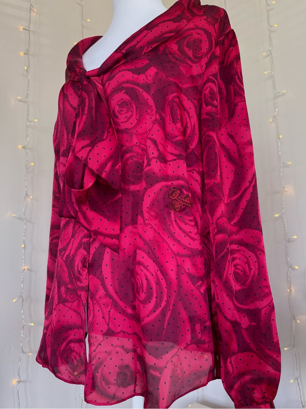 White House Black Market Red Rose Polka Dot Embroidered Cherry Tie-Neck Blouse